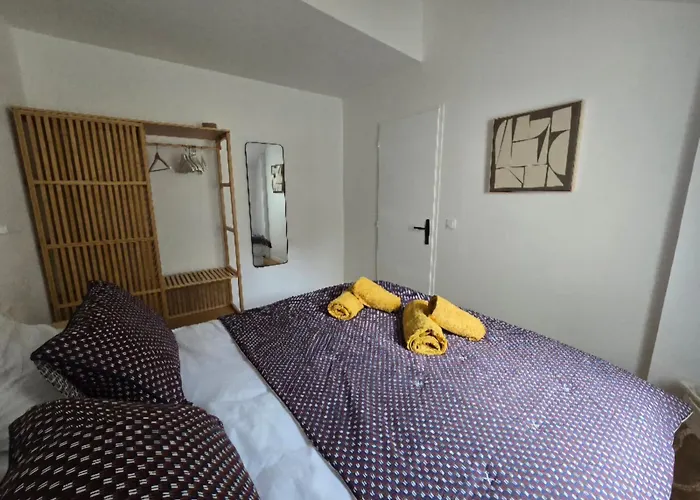 Daire Centre T2, 2 A 4 Pers, Immeuble De Caractere Nantes